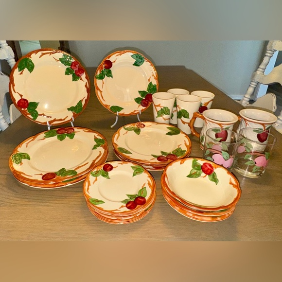 Dinnerware Set Vintage Franciscan Ware Porcelain Value Of